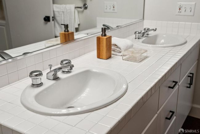 UNIT-302 - 111 Chestnut St, Condo with 2 bedrooms, 2 bathrooms and 1 parking in San Francisco CA | Image 25