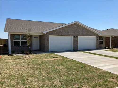 6810 Nw Trevy St, Bentonville, AR, 72713 | Card Image
