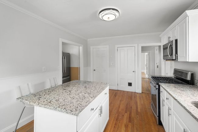 117 Babson St, House other with 3 bedrooms, 2 bathrooms and 3 parking in Boston MA | Image 5