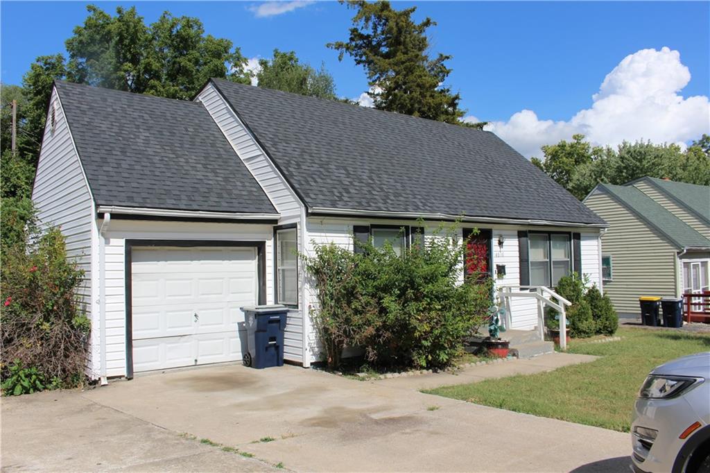 43rd Ter, Kansas City, MO 64130