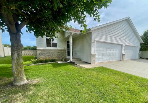 1254 Sundance Ct Ne, Byron, MN, 55920-1573 | Card Image