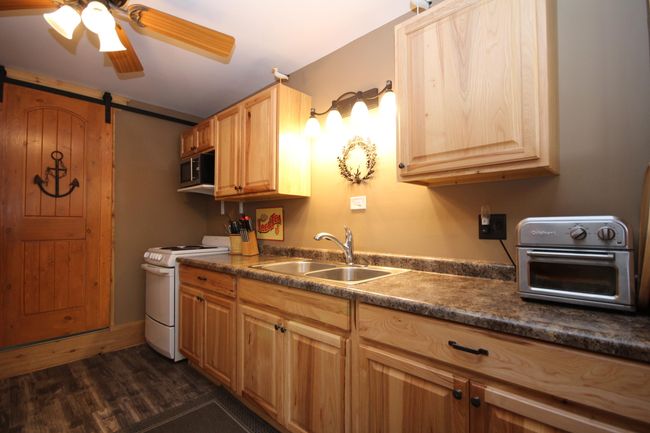 51130 Maple Rd, House other with 1 bedrooms, 1 bathrooms and null parking in Marcellus MI | Image 15