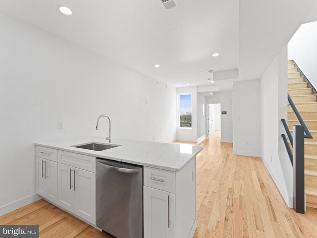 6442 Lansdowne Ave, Home with 2 bedrooms, 1 bathrooms and null parking in PHILADELPHIA PA | Image 37