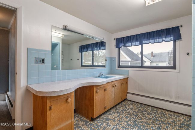 162 Elm St, House other with 5 bedrooms, 3 bathrooms and 3 parking in Cobleskill NY | Image 28