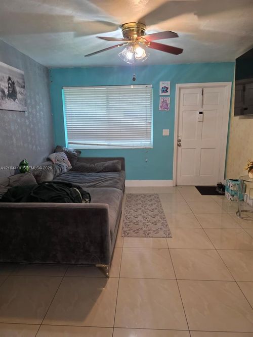 2-2312 Van Buren St, Hollywood, FL, 33020-4947 | Card Image