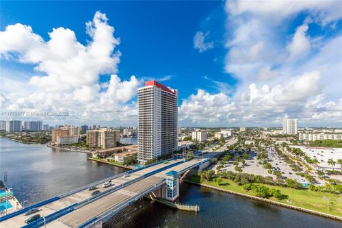 r2204-4010 S Ocean Dr, Hollywood, FL, 33019-3063 | Card Image
