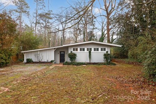 102 Maxine St, spartanburg, SC, 29302-4035 | Card Image