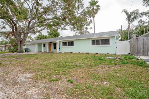 1817 Santa Barbara Drive, DUNEDIN, FL, 34698 | Card Image