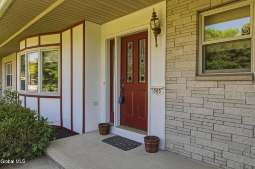 365 Vischer Ferry Rd, Clifton Park, NY, 12065-1662 | Card Image