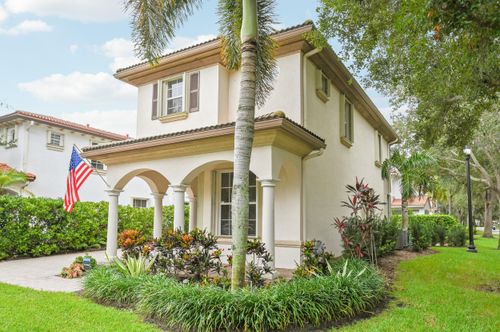 654 Castle Dr, Palm Beach Gardens, FL, 33410-1550 | Card Image
