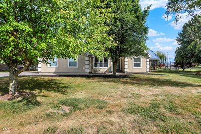 1750 Upper Shelbyville Road, House other with 3 bedrooms, 2 bathrooms and null parking in Franklin IN | Image 2