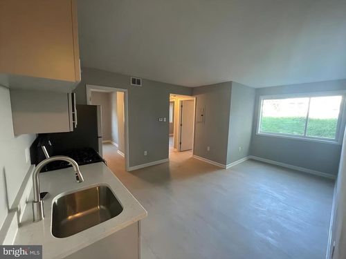 apt-202-1953 19th Pl Se, WASHINGTON, DC, 20020-4244 | Card Image