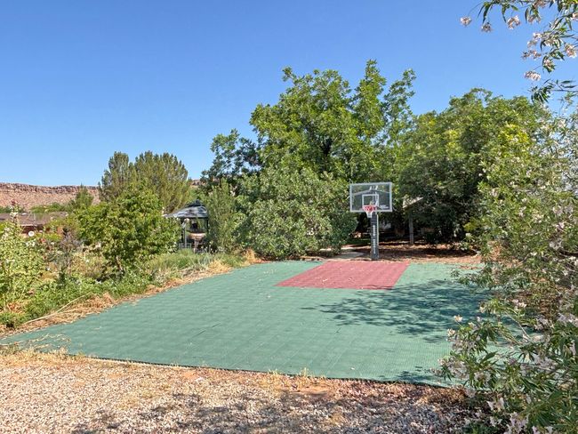 sport court | Image 41