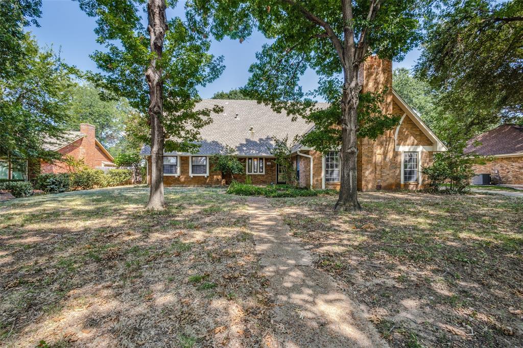 Frankie Ln, Lewisville, TX 75057