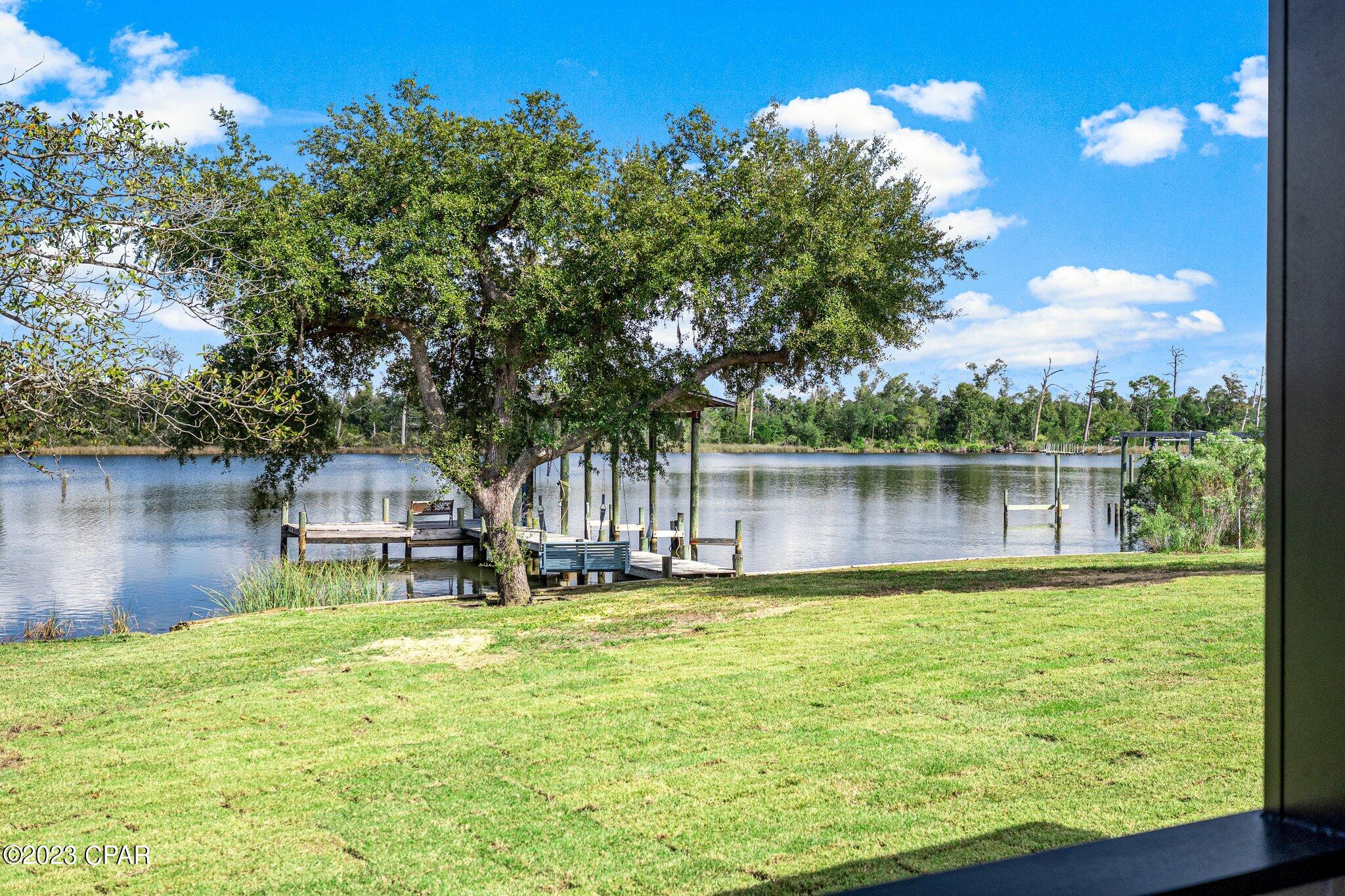 Ferol Ln, Lynn Haven, FL 32444