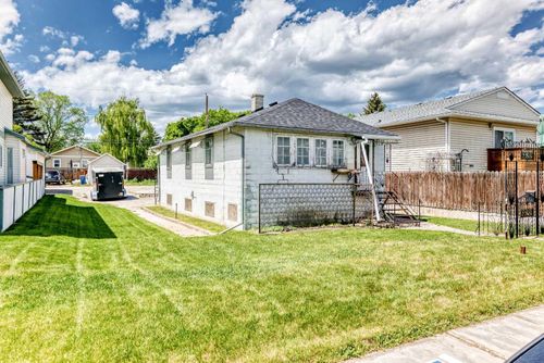 6639 19 St Se, Calgary, AB, T2C0P1 | Card Image