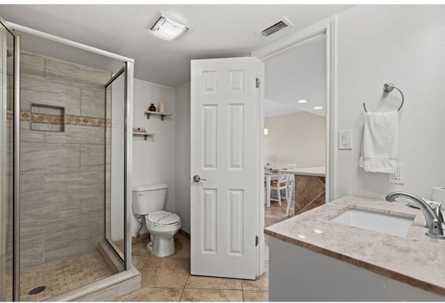 APT-103 - 4300 Gulf Blvd, Condo with 2 bedrooms, 2 bathrooms and null parking in South Padre Island TX | Image 19