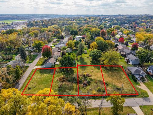 326 18th St Sw, Rochester, MN, 55902-2163 | Card Image
