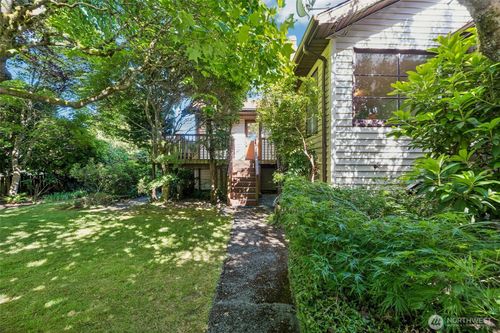 8812 Dibble Ave Nw, Seattle, WA, 98117-3251 | Card Image