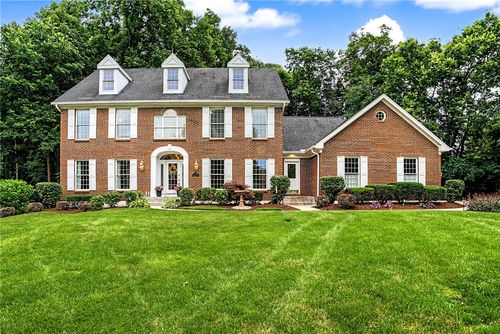 1510 Waterbury Woods Ln, Washingtn Twp, OH, 45458-3591 | Card Image