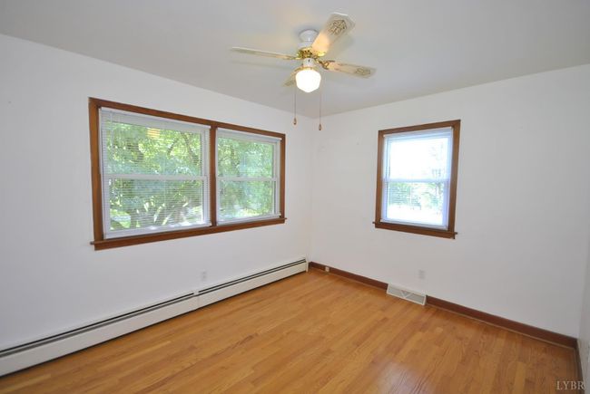 112 Half Moon Ln, House other with 3 bedrooms, 3 bathrooms and null parking in Rustburg VA | Image 16