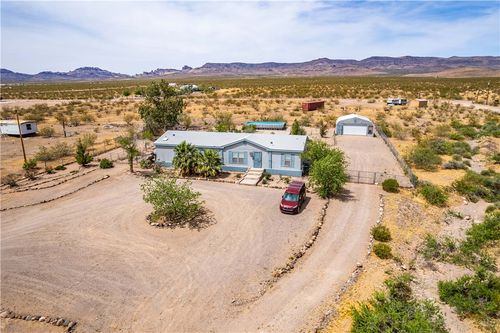 4741 N Eden Rd, Golden Valley, AZ, 86413-9130 | Card Image