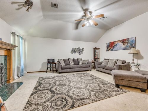 3428 Remington St, Norman, OK, 73072-2925 | Card Image