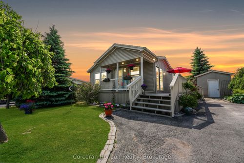 53 Creekside Cir, Dunsford, ON, K0M1L0 | Card Image