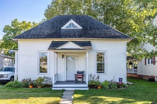 616 Fillmore St, Black River Falls, WI, 54615-1638 | Card Image