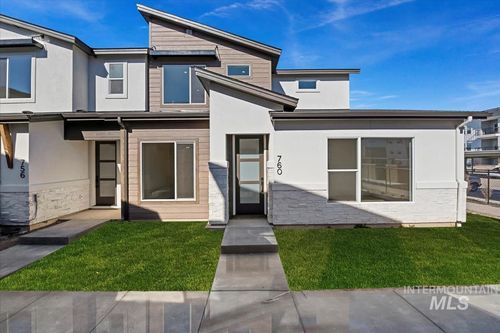 760 S Calhoun Ln, Star, ID, 83669-1165 | Card Image