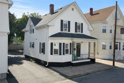 51 Barrows St, Providence, RI, 02909-4609 | Card Image