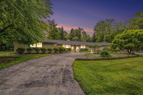 1205 Sassafras Ln, Niles, MI, 49120-3028 | Card Image