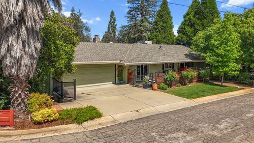 3640 Scenic Drive, Redding, CA, 96001 | Card Image