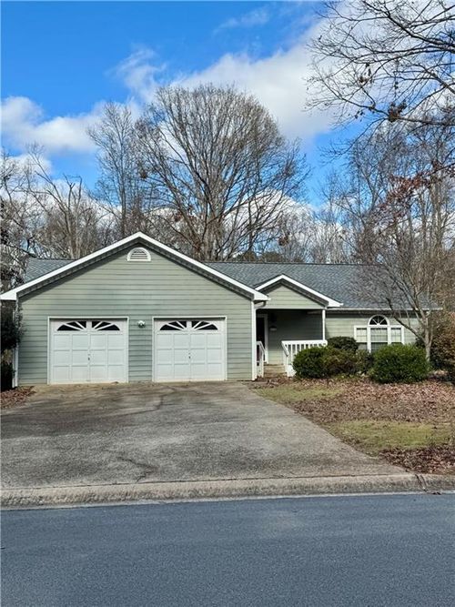 910 Thousand Oaks Dr, Lawrenceville, GA, 30043-3120 | Card Image