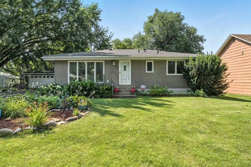 260 Longfellow St Ne, Fridley, MN, 55432-1751 | Card Image