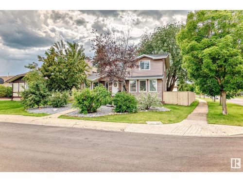 18425 62b Ave Nw, Edmonton, AB, T5T2S9 | Card Image