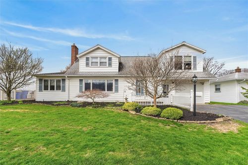 131 Shadowbrook Drive, Greece, NY, 14616 | Card Image