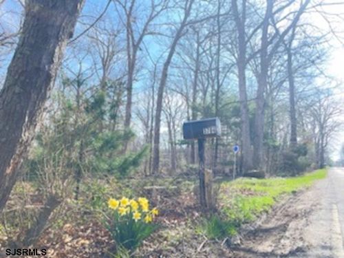 5704 Moss Mill Rd, Egg Harbor City, NJ, 08215-4233 | Card Image