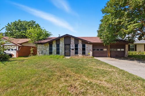 1101 Fouts Dr, Irving, TX, 75061-4133 | Card Image