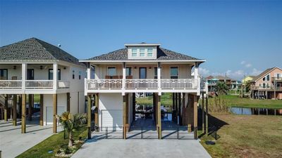 1977 Royalville Court, House other with 4 bedrooms, 2 bathrooms and null parking in Crystal Beach TX | Image 1