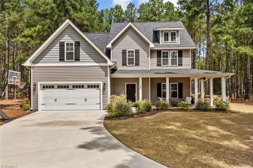 28 Richmond Rd, Foxfire Village, NC, 27281-9705 | Card Image