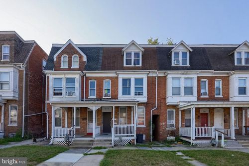 284 W Cottage Pl, YORK, PA, 17401-2160 | Card Image