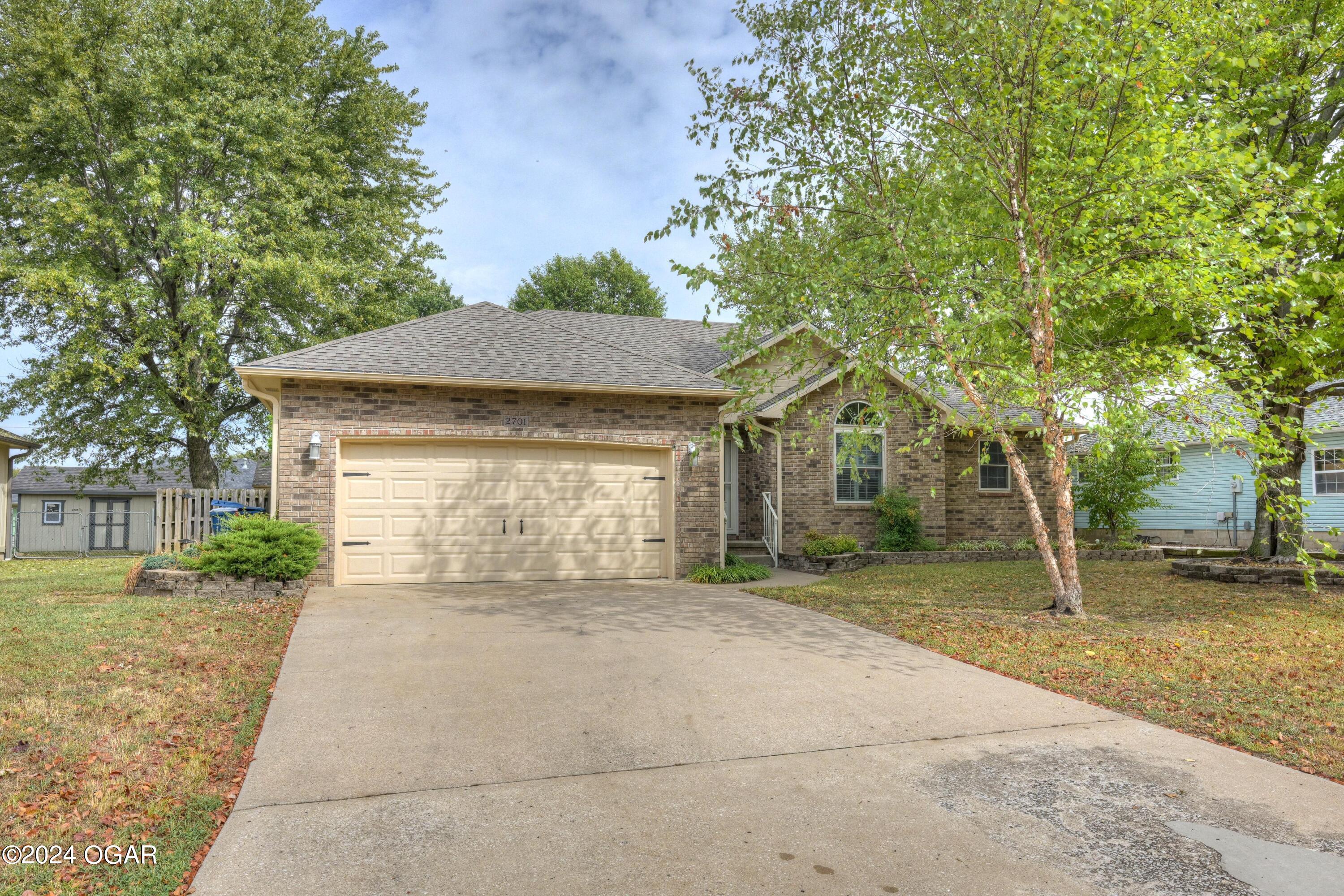 24th St, Joplin, MO 64804 #1
