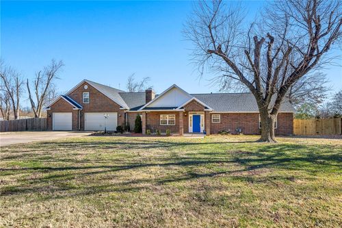 1925 S 21st St, Rogers, AR, 72758-6101 | Card Image