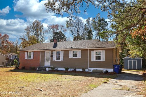 402 Clyde Drive, Jacksonville, NC, 28540 | Card Image