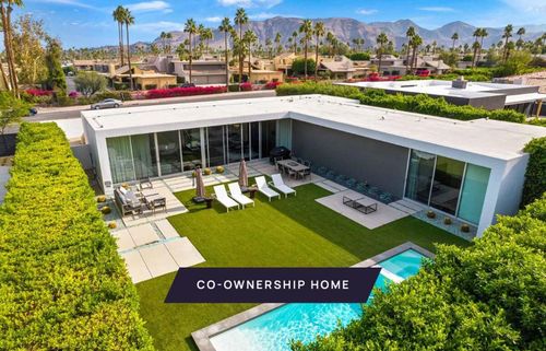 1961 S Palm Canyon Dr, Palm Springs, CA, 92264-8917 | Card Image
