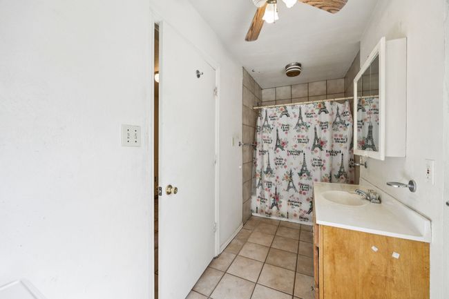 909 E High St, House other with 3 bedrooms, 1 bathrooms and null parking in Terrell TX | Image 18