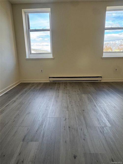 1-155 Main St, Beacon, NY, 12508-2720 | Card Image