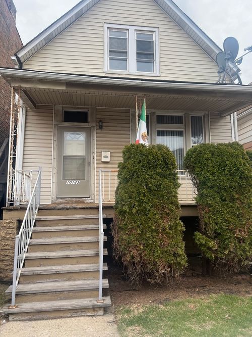 1-10143 S Avenue L, Chicago, IL, 60617-6018 | Card Image