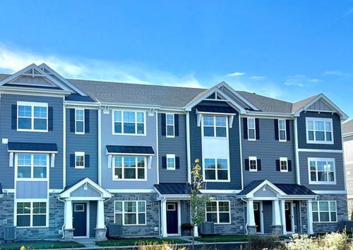 435 Lakeshore Ct, St. Charles, IL, 60174-2679 | Card Image